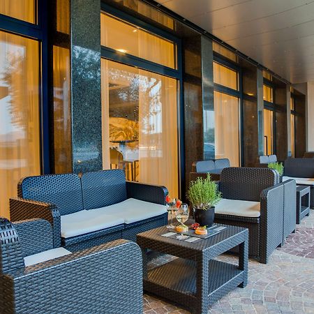 Best Western Hotel Turismo San Martino Buon Albergo Bagian luar foto