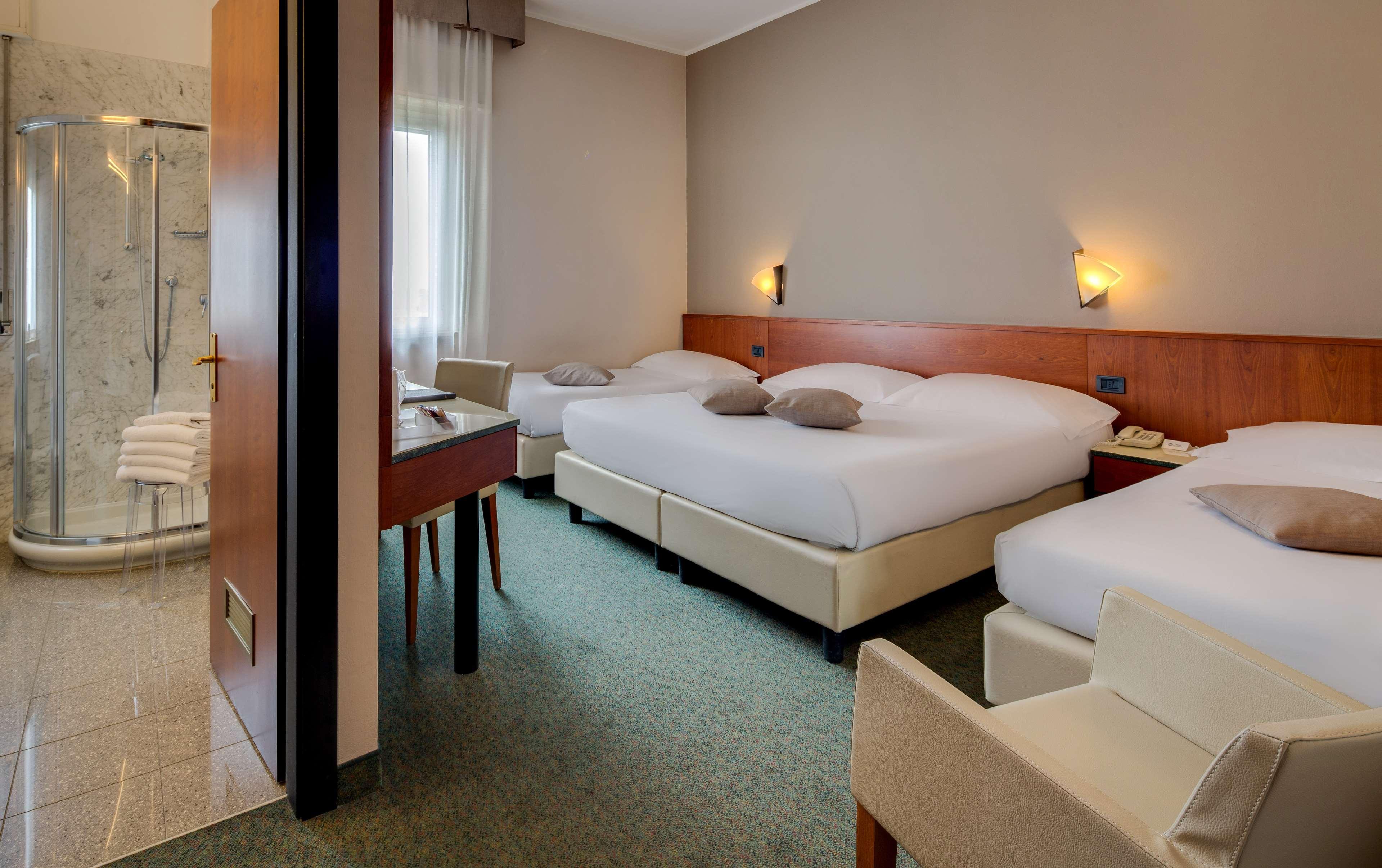 Best Western Hotel Turismo San Martino Buon Albergo Bagian luar foto